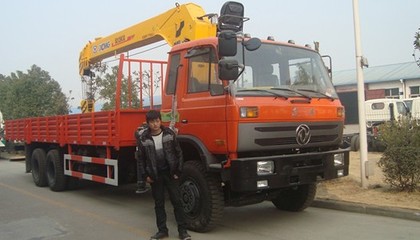 乐东黎族自治县东风后双桥随车吊采购指南与湖北五环专汽特种设备高清图解析